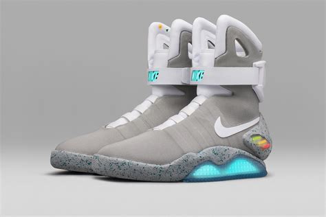 nike air mag replicas cheap|nike air mags self lacing.